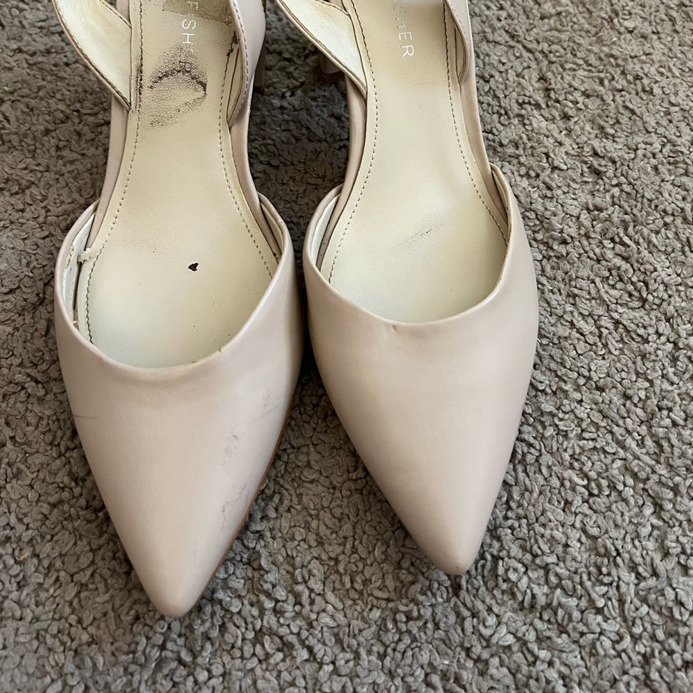 Marc fisher kitten heel